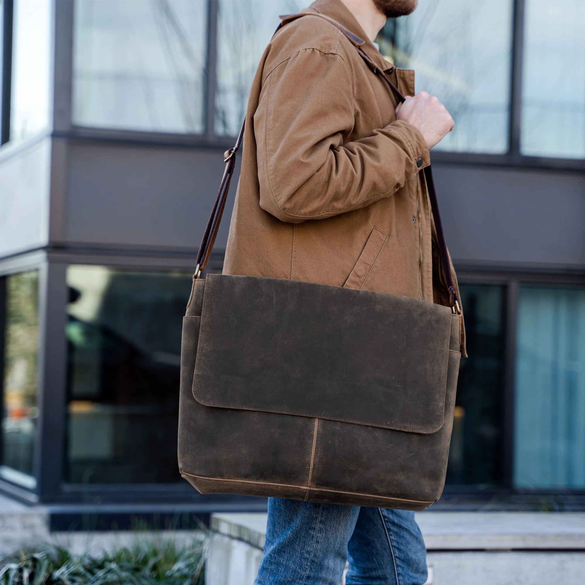 16-Inch Buffalo Leather Messenger Bag for Men & Women – Handmade Laptop Satchel, Office Briefcase & College Computer Bag