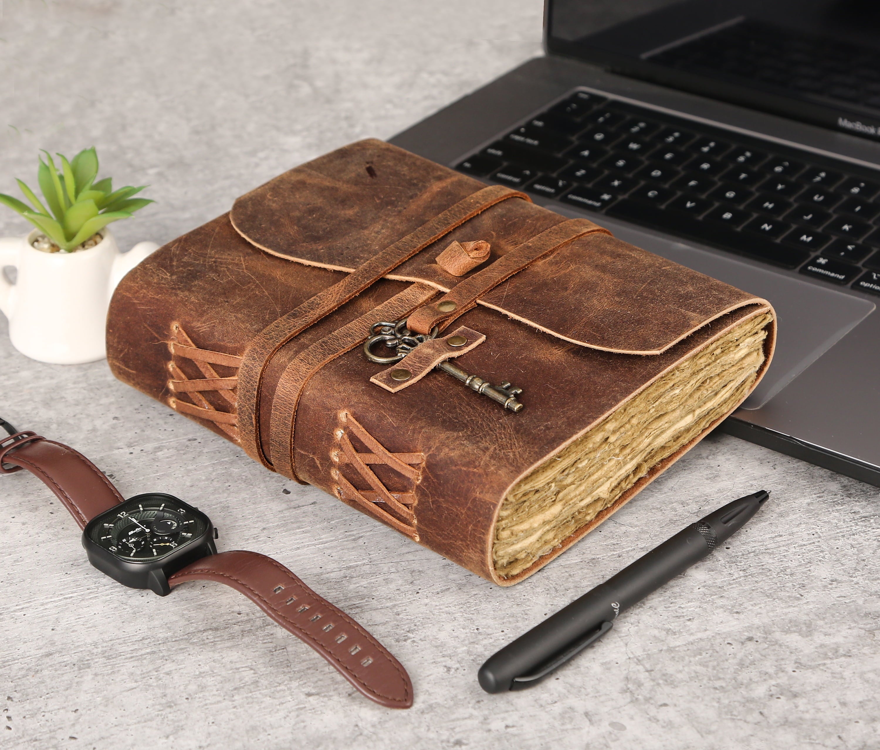 Leather Journal with Lined Deckle Edge Paper 8X6 Inch and Vintage Key/ Handmade Writing Notebook Diary/ Bound Daily Notepad for Men & Women Medium, Sketch/Writing Pad, Gift for Artists