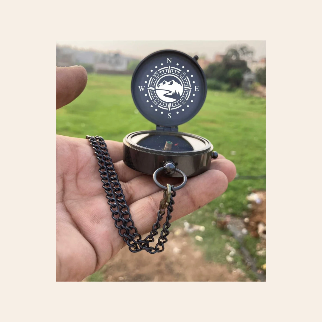 PERSONALIZED CHAIN COMPASS - CUSTOMIZABLE ENGRAVING GIFT WITH BAG