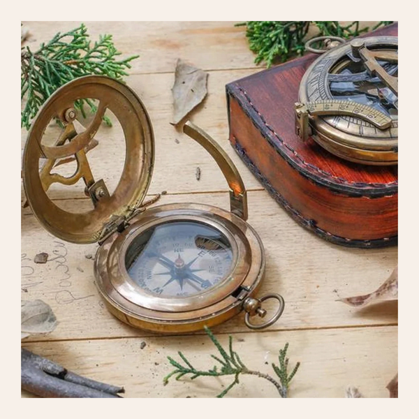 PERSONALIZED SUNDIAL COMPASS - CUSTOMIZABLE ENGRAVING  GIFT WITH BAG