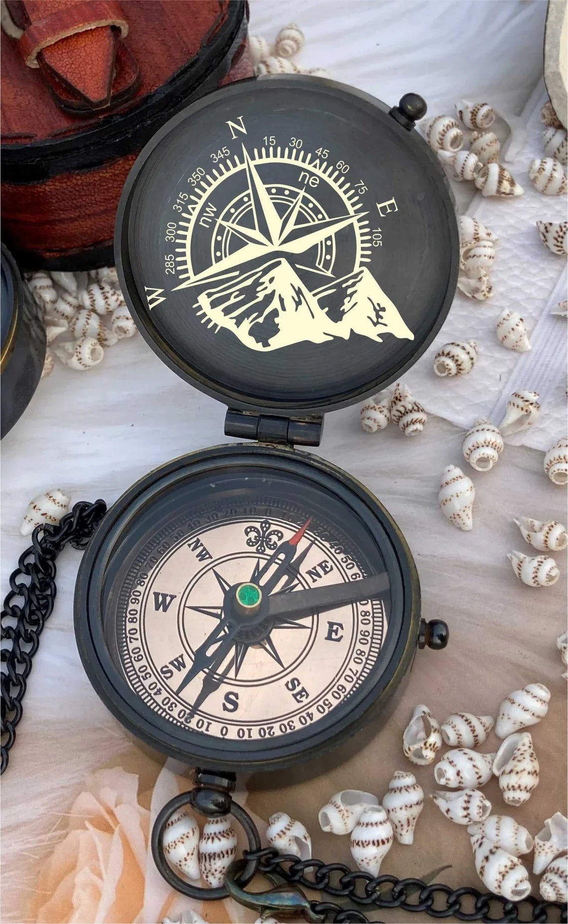 PERSONALIZED CHAIN COMPASS - CUSTOMIZABLE ENGRAVING GIFT WITH BAG