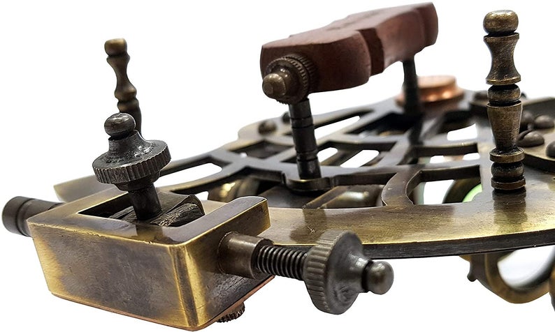 Functional Maritime Sextant – Antique Brass Replica for Collectors & Explorers